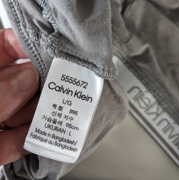 Calvin Klein bralette pack size L - Picture 4 of 7